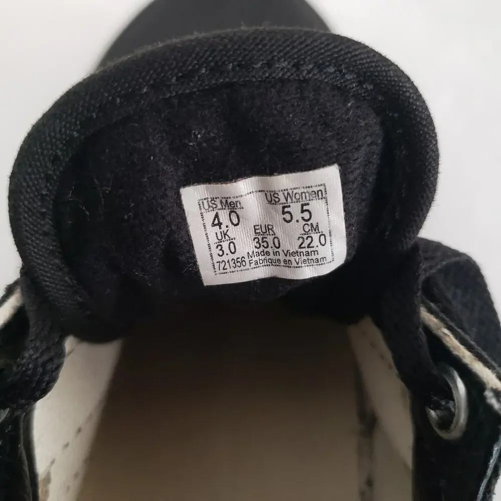 VANS Off The Wall SIZE 4 (MENS) 5.5 (WOMEN) Youth Lace Up Sneakers Black
